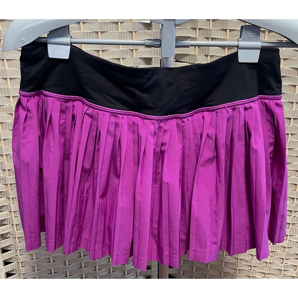 Lululemon Skirt Purple Black Pleated Tennis Skort Size 6
